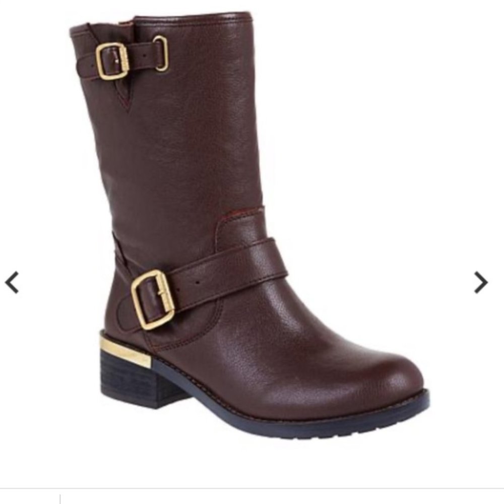 NIB Vince Camuto Wendeema Leather Calf Boots Brown